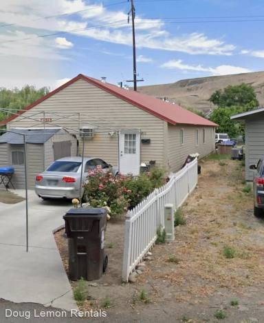 Main picture of 303 E P St