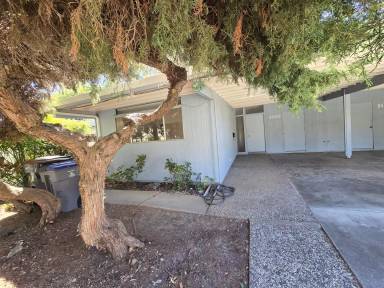 Main picture of 1010 Drake Dr