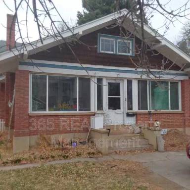 Main picture of 129 N Shields St