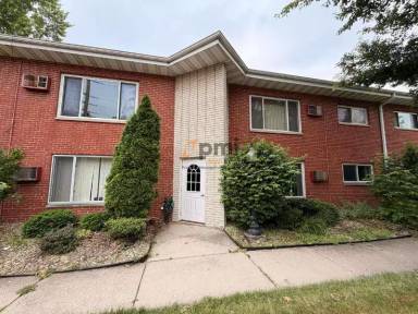 Main picture of 105 Harrington Ave