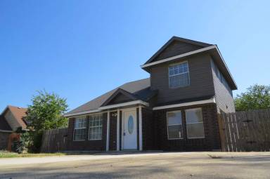 Main picture of 2706 Mirage Dr