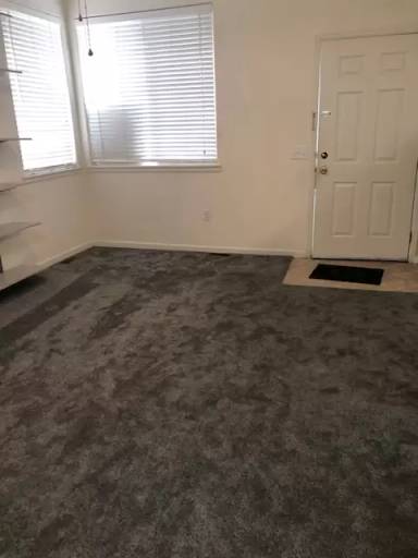Main picture of 1154 E Carolina Ave