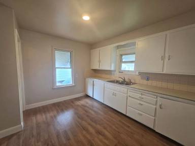 Main picture of 1873 16th St SW