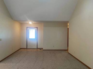 Main picture of 5221 E Blaine St