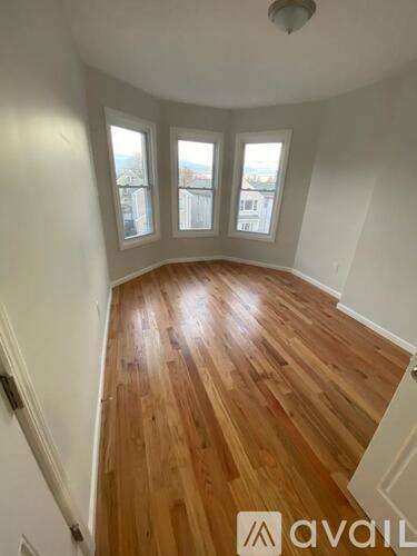 Main picture of 141 Wilkinson Ave