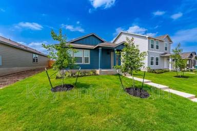 Main picture of 126 Avre Loop