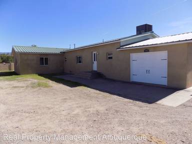 Main picture of 142 Ortega Rd NW