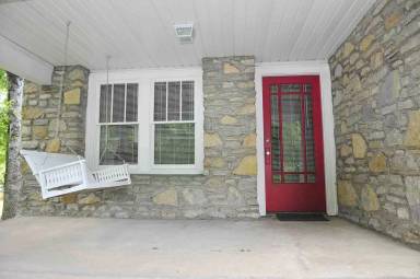Main picture of 329 Vivelle Ave