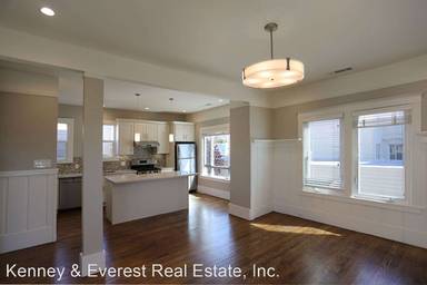 Main picture of 2111 Hyde St