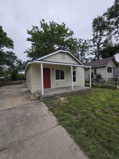 Main picture of 1031 N New York Ave