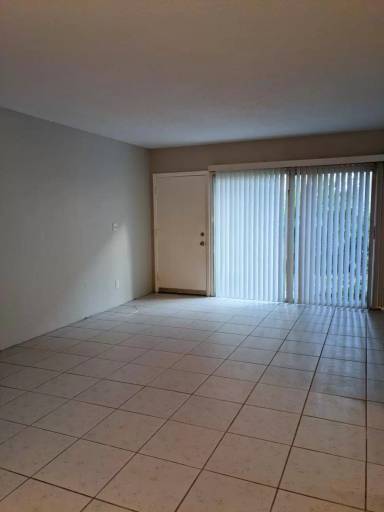 Main picture of 1852 Golfview Ave