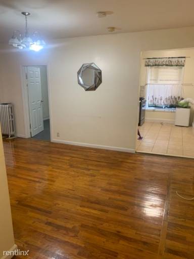 Main picture of 365 E 95th St