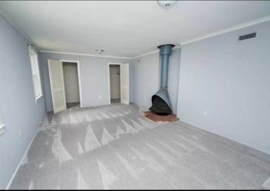 Main picture of 219 Lakewood Dr