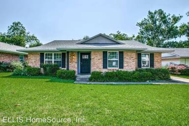 Main picture of 7331 Syracuse Dr