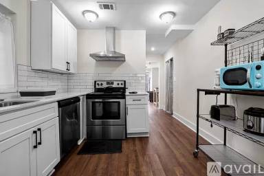 Main picture of 1711 13th Ave S