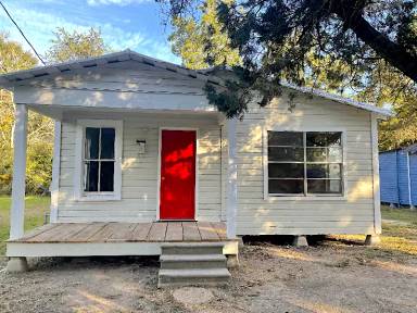 Main picture of 1206 W 7th St