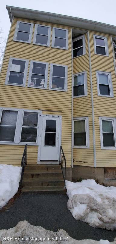 Main picture of 42 Adams St