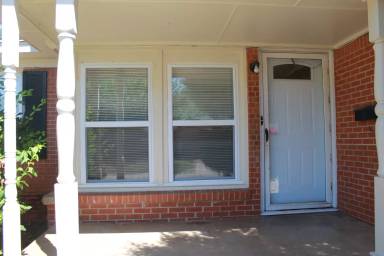 Main picture of 641 E Frolich Dr
