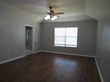 Main picture of 2310 Tall Oak Dr