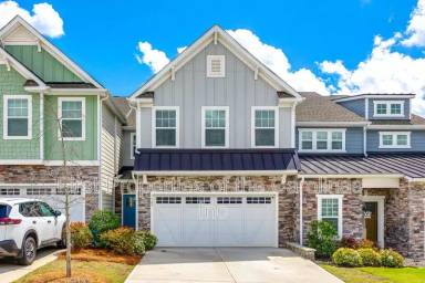 Main picture of 7545 Hartsfield Dr