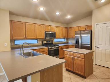 Main picture of 19616 N 107th Dr