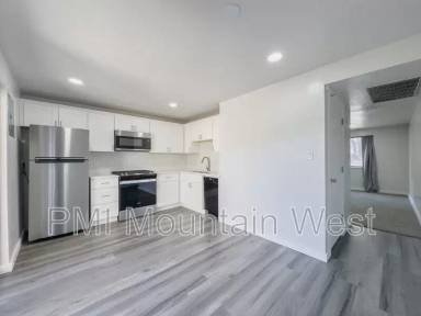 Main picture of 1520 Merlin Dr