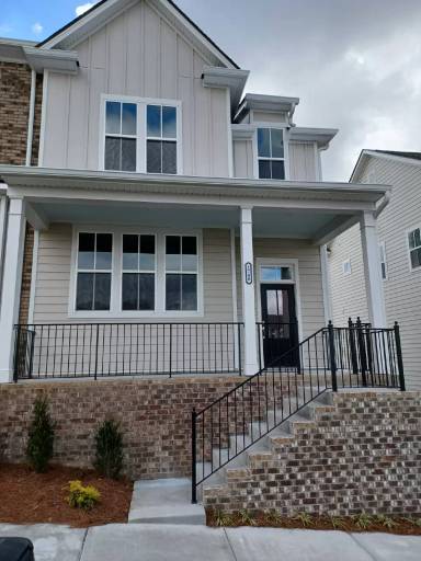Main picture of 1748 Park Terrace Ln