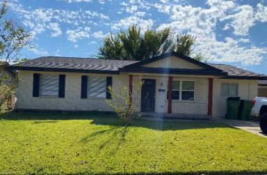 Main picture of 710 McDivitt Dr