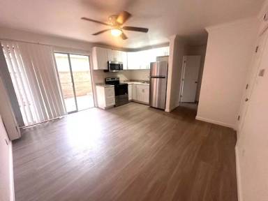 Main picture of 3560 6th Ave