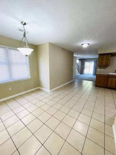 Main picture of 39 Abbey Ct