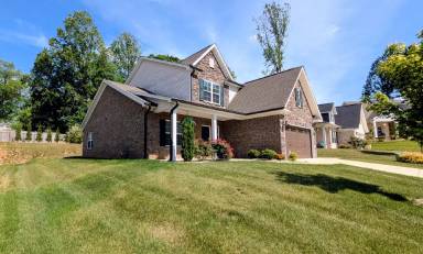 Main picture of 226 Bismarck Ct