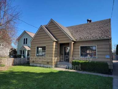 Main picture of 517 NW 9th St