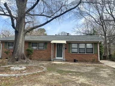 Main picture of 626 Memphis St