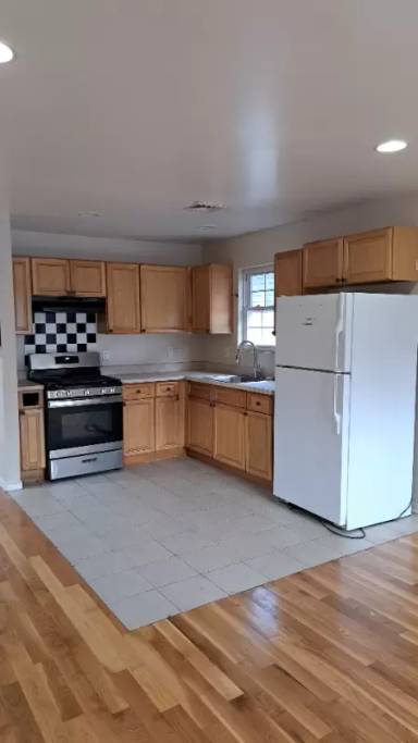 Main picture of 314 Market St