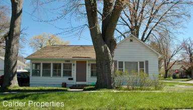 Main picture of 1966 Roilson St