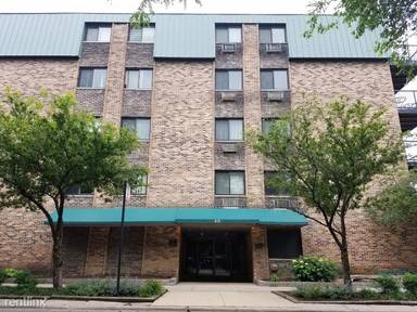 Main picture of 401 W Webster Ave