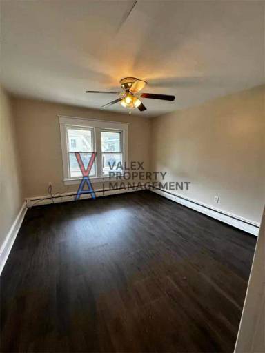 Main picture of 531 N Bromley Ave