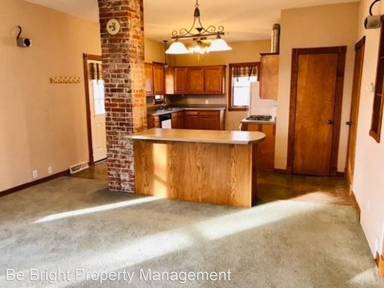 Main picture of 1455 Whitener St
