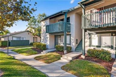 Main picture of 23220 Orange Ave