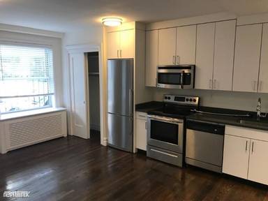 Main picture of 156 E 37th St