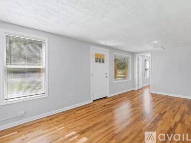 Main picture of 117 Moody Ave