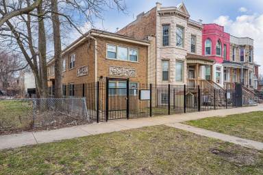 Main picture of 6612 S Saint Lawrence Ave