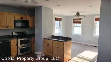 Main picture of 104 Main St