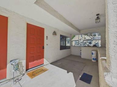 Main picture of 380 S 11th St