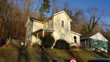 Main picture of 3 Spring St