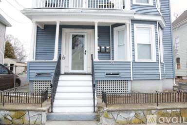Main picture of 81 Kirtland St