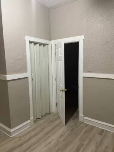 Main picture of 5435 S May St