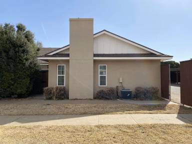 Main picture of 3235 64th St