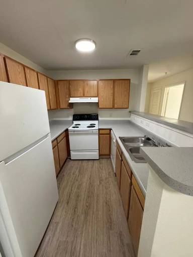Main picture of 2001 S Lyerly St