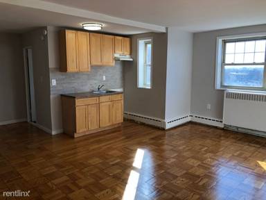 Main picture of 2465 John F Kennedy Blvd